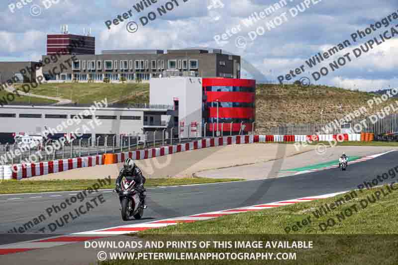 cadwell no limits trackday;cadwell park;cadwell park photographs;cadwell trackday photographs;enduro digital images;event digital images;eventdigitalimages;navarra;no limits trackdays;peter wileman photography;racing digital images;trackday digital images;trackday photos